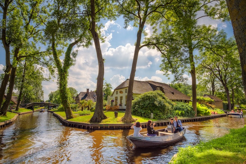 Giethoorn, ngôi làng yên bình tựa chỉ có trong cổ tích 5