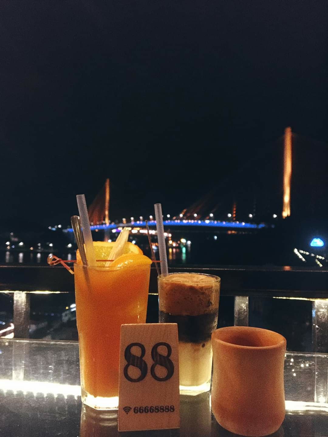 Gió Coffee Hạ Long - Quán cà phê với 'chiếc' view đắt giá 10