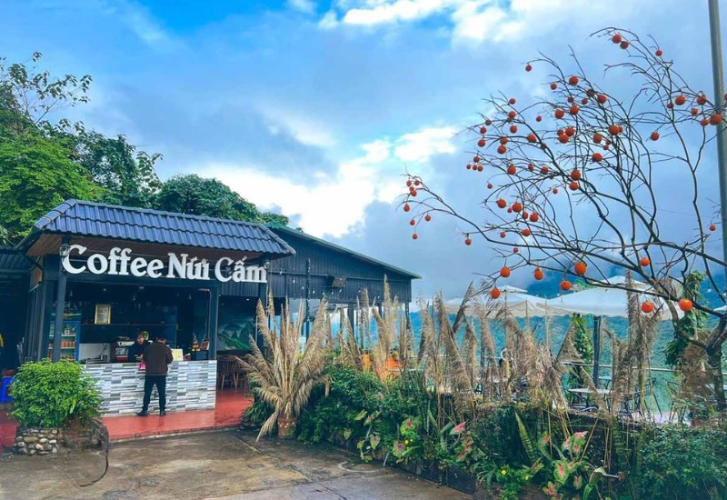 Cafe Núi Cấm: Tọa độ vàng ngắm trọn thiên nhiên Hà Giang 2