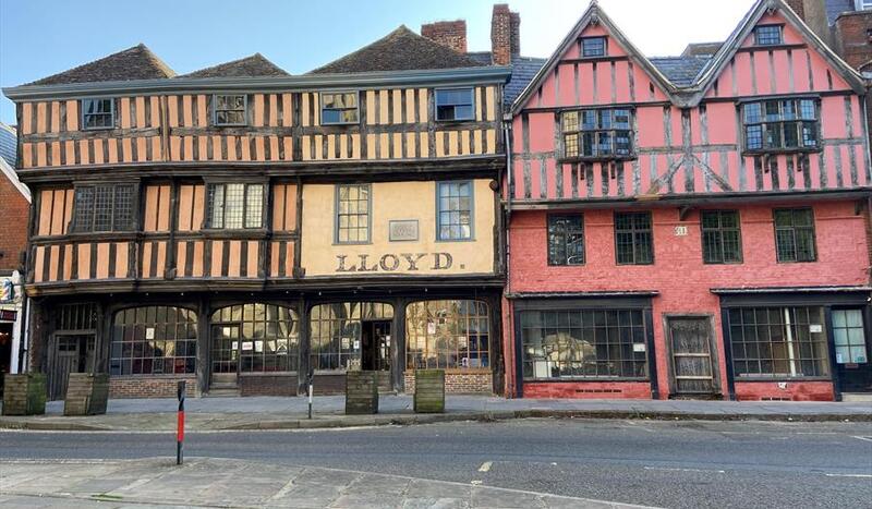 Có một Gloucester cổ kính bên bờ sông Severn 8