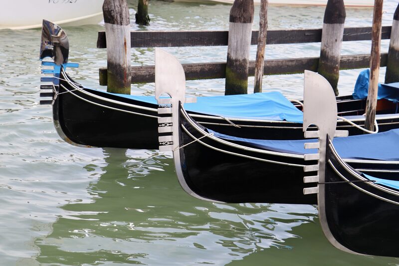 Gondolas: Chiếc thuyền 'quốc dân' tại thành phố nổi Venice 4