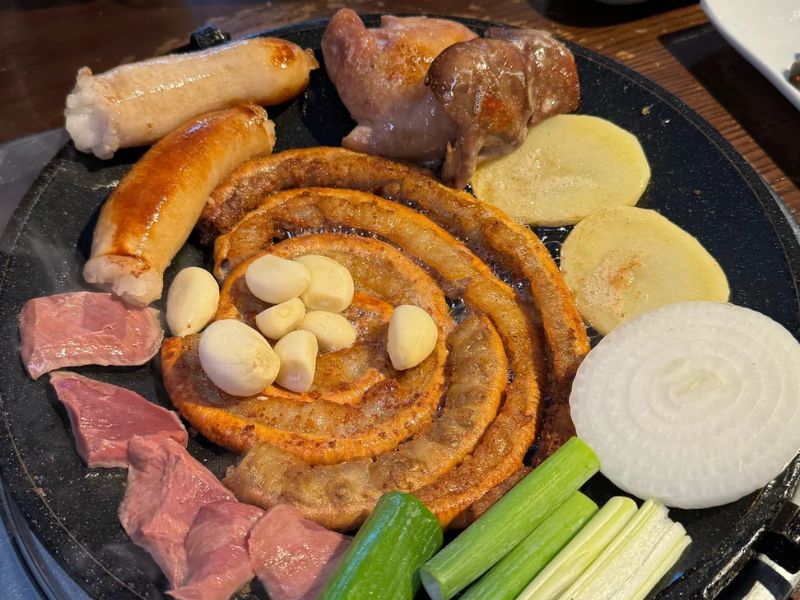 Gopchang là gì? Top 7 quán bán lòng bò nướng nổi tiếng tại TP.HCM 2