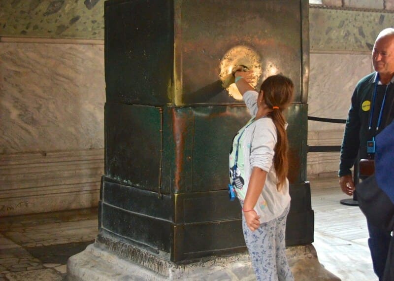 Hagia Sophia: Công trình tôn giáo vĩ đại biểu tượng của Thổ Nhĩ Kỳ 11