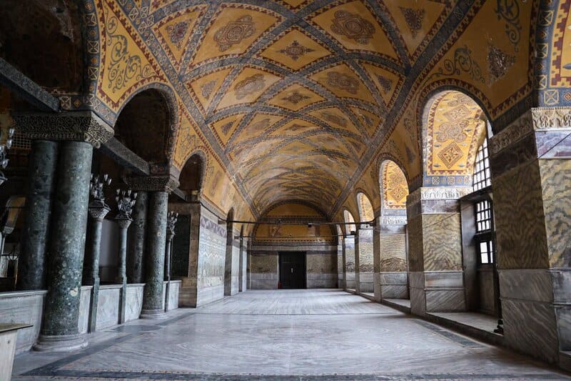 Hagia Sophia: Công trình tôn giáo vĩ đại biểu tượng của Thổ Nhĩ Kỳ 10