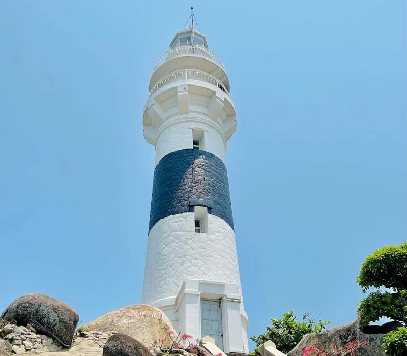 Hải đăng Cù Lao Xanh, mắt thần trăm tuổi giữa lòng Quy Nhơn 3