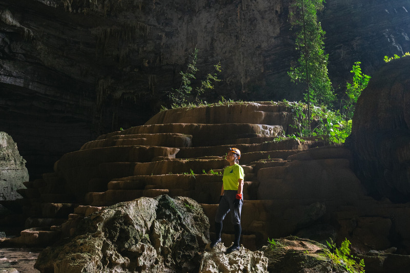 Hang Tiên Quảng Bình: Mỹ cảnh thiên nhiên giữa quần thể Tú Làn 2