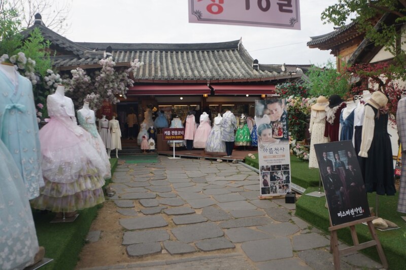 Làng Hanok Jeonju bên những mái ngói đậm màu sắc hoài niệm 6