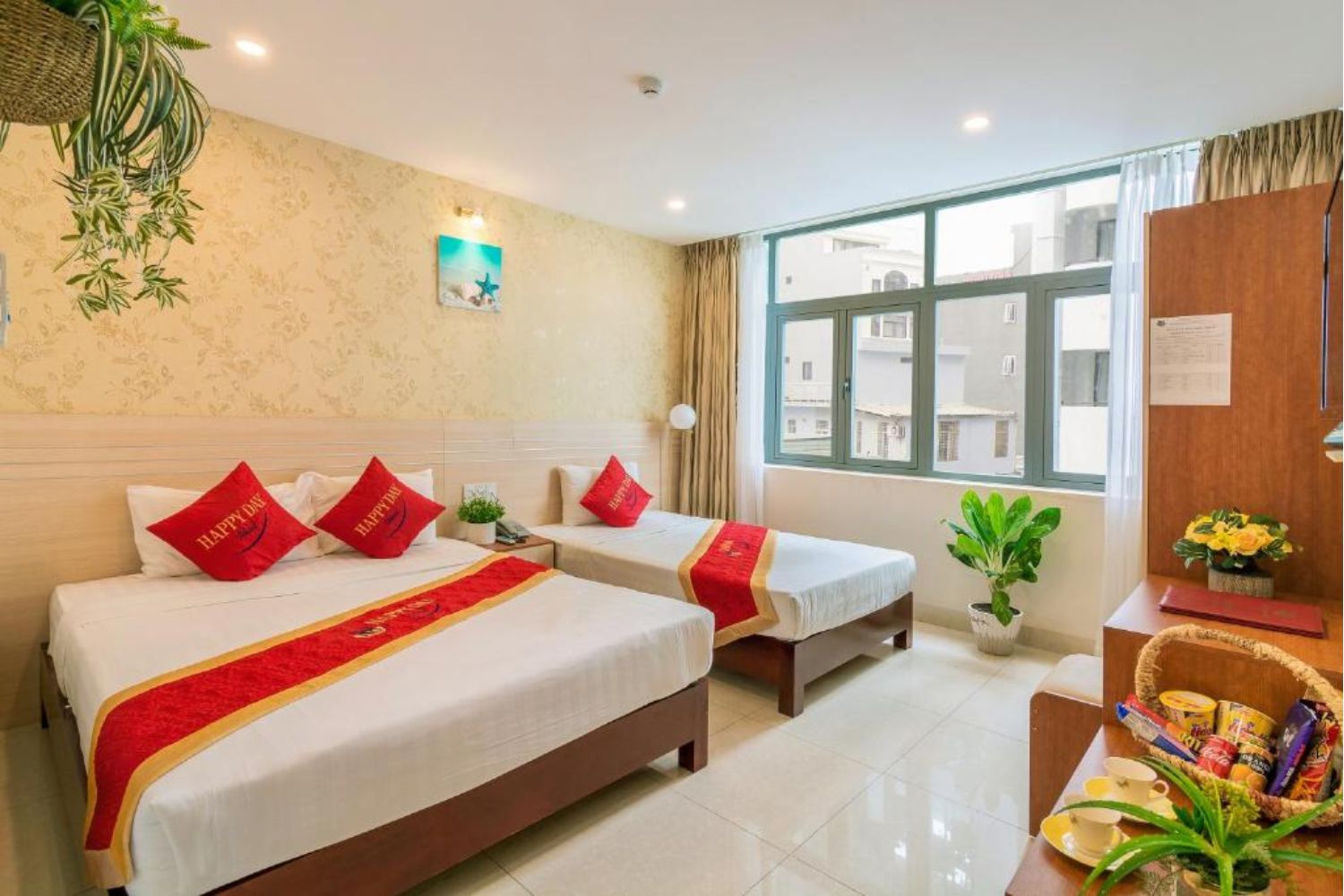 Happy Day Hotel And Spa khách sạn 2 sao gần cầu sông Hàn 9