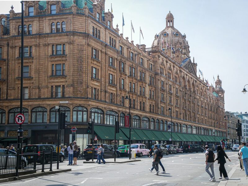 Bách hóa Harrods London thiên đường cho các tín đồ mua sắm ở Anh 4