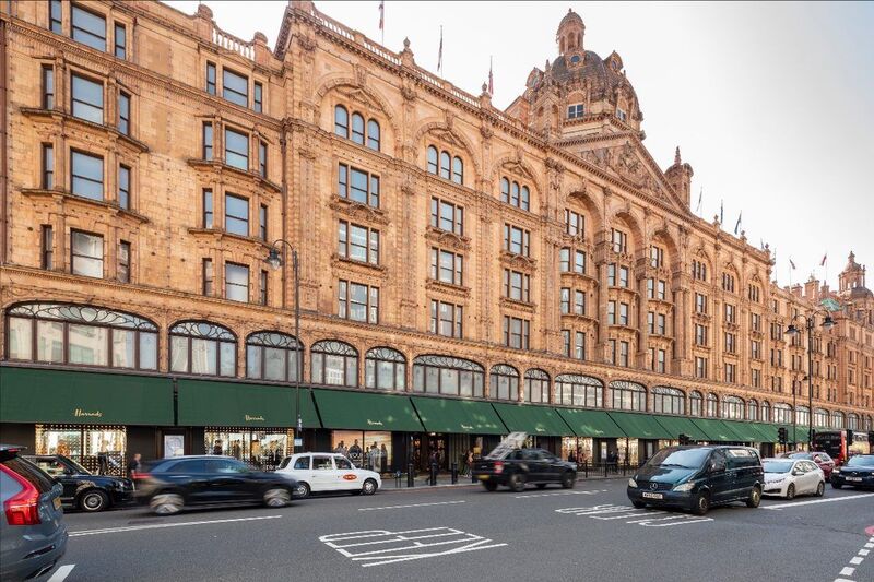 Bách hóa Harrods London thiên đường cho các tín đồ mua sắm ở Anh 7