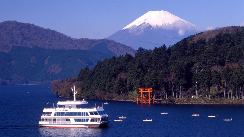 Du ngoạn hồ Ashi say đắm giữa lòng Hakone, Nhật Bản 3