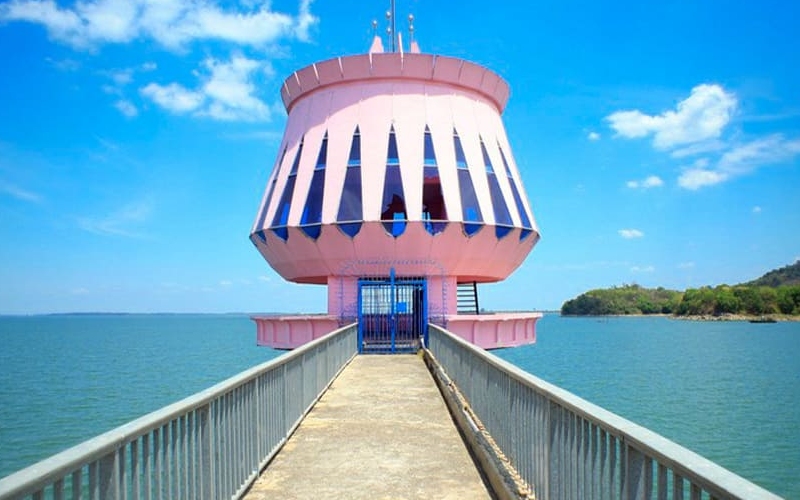 Tham quan Hồ Dầu Tiếng Tây Ninh, chiêm ngưỡng vẻ đẹp hoang sơ 4