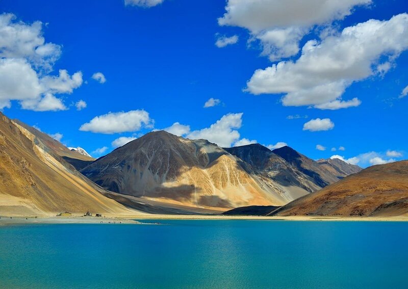 Hồ Pangong tấm gương xanh trong như ngọc ở Ladakh Ấn Độ 9