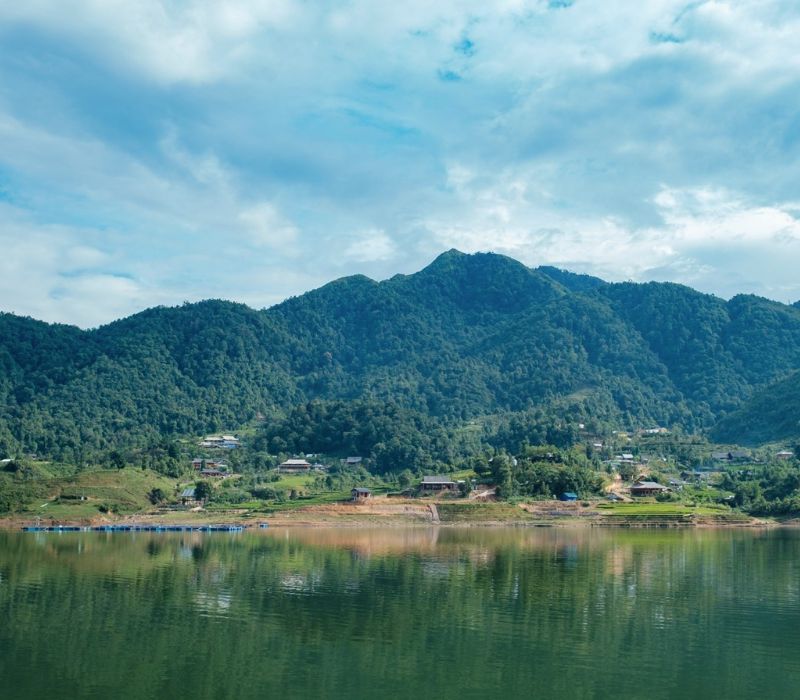 Hồ Séo Mý Tỷ: Ốc đảo lưng chừng trời cao nhất Việt Nam 2