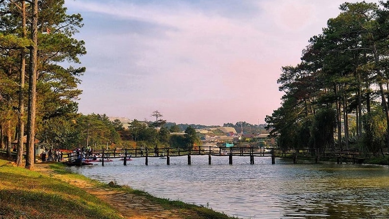 Check-in hồ Than Thở đậm chất thơ giữa xứ sở sương mù 2