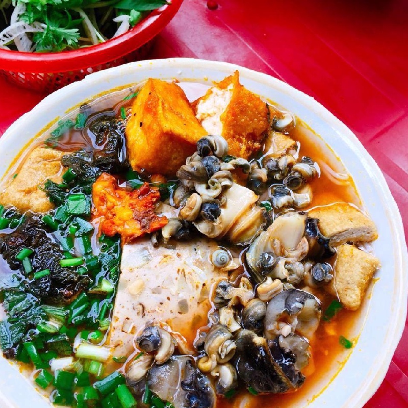 Hồ Thiền Quang: Góc xanh bình yên giữa lòng Hà Nội 8