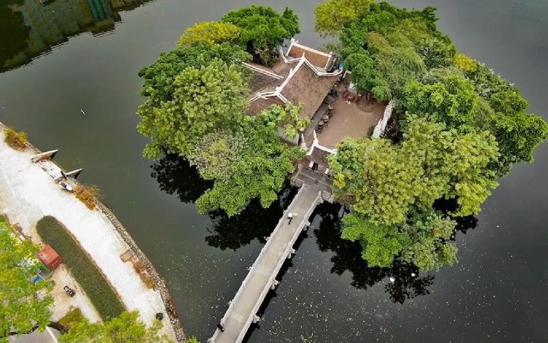 Hồ Trúc Bạch: Góc bình yên hiếm có giữa lòng Hà Nội nhộn nhịp 2