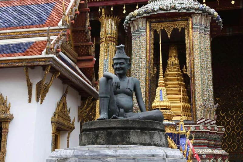 Hoàng cung Thái Lan, đỉnh cao của kiến trúc xứ Chùa Vàng 14