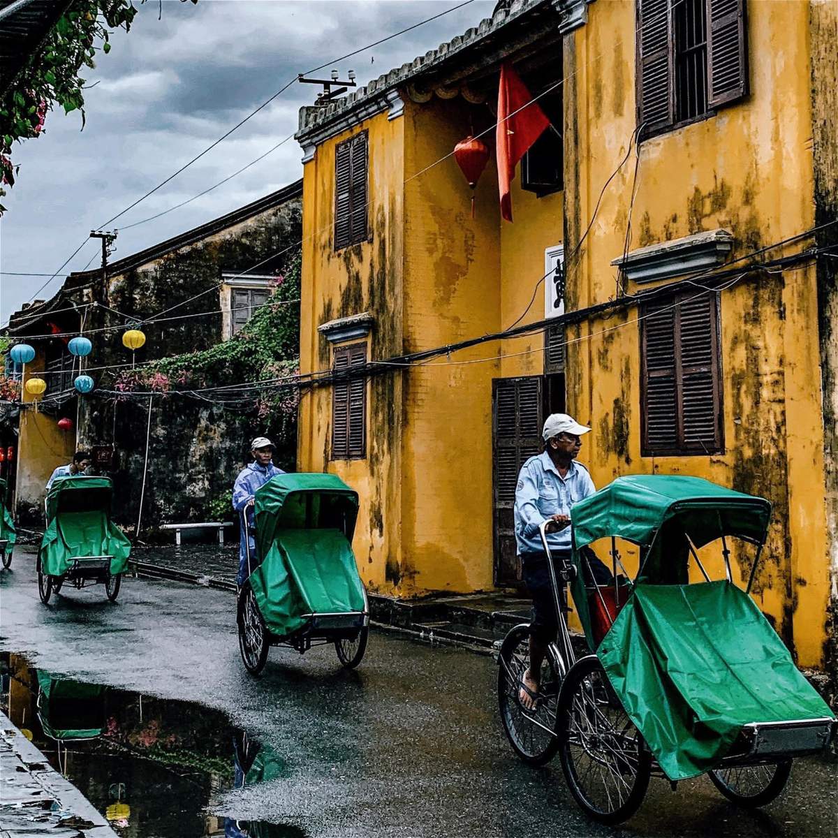 Hội An ngày mưa và nét đẹp khác lạ bất chấp cả thời tiết 6