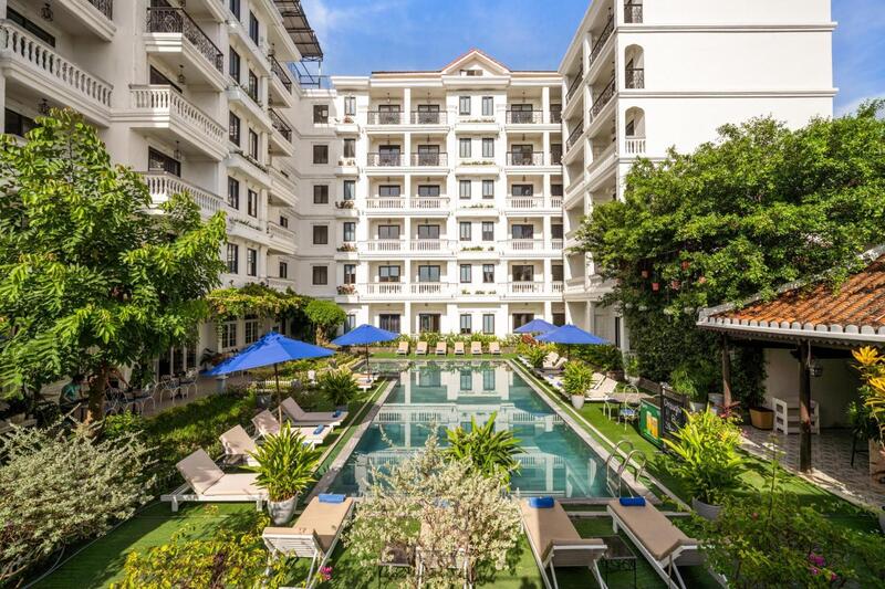 Hoi An Rosemary Boutique Hotel & Spa, khách sạn 4 sao yên bình giữa lòng phố Hội 2