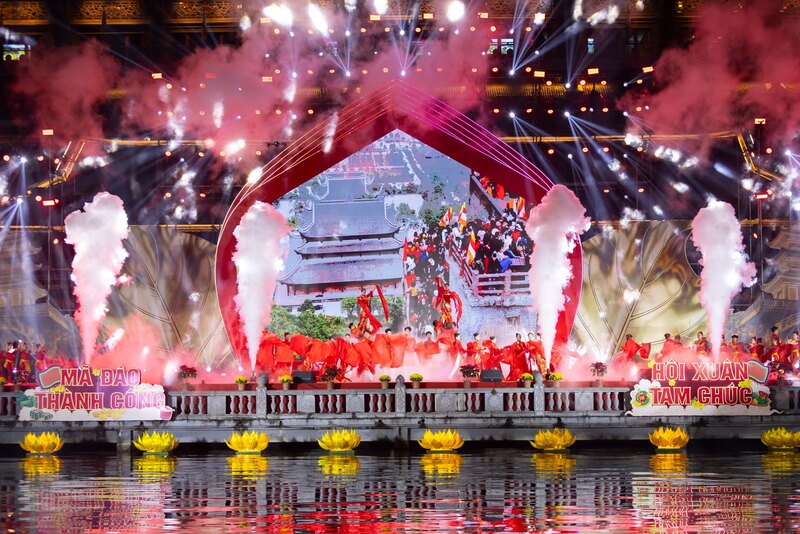Hội xuân Tam Chúc 2026: Rạng rỡ “bình minh cõi Phật” giữa lòng di sản 8