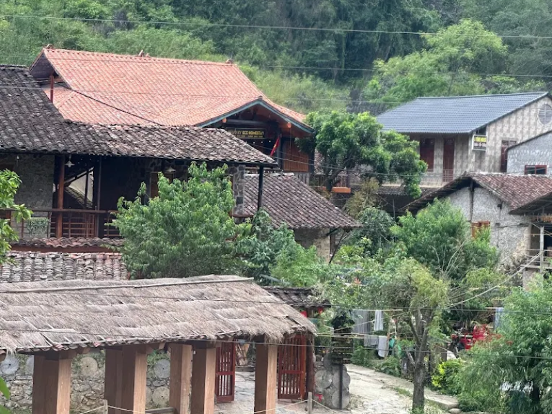 10 homestay gần thác Bản Giốc có view núi, ruộng và làng đá đẹp 4