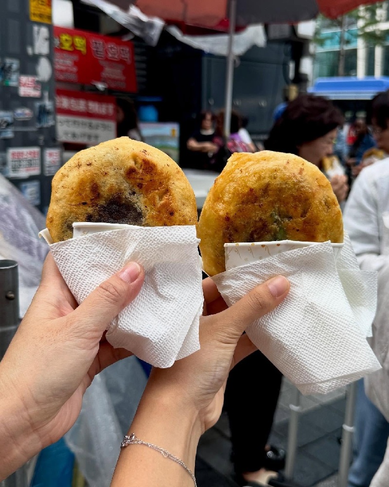 Hotteok là gì? Tất tần tật về bánh rán đường phố Hàn Quốc 8