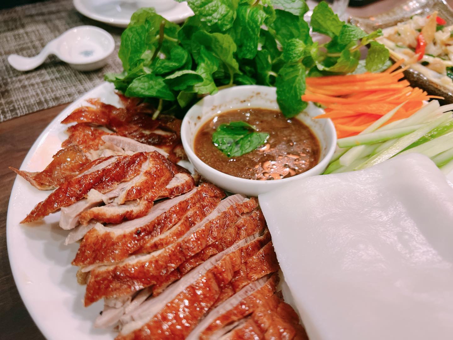 Hương vị đậm đà của những món ăn Việt tại Nhà Hàng Sơn Đoòng Hạ Long 23