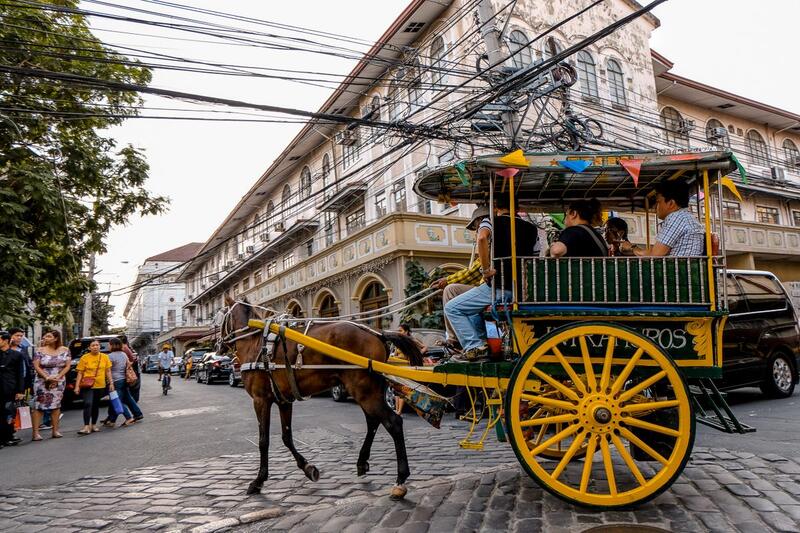 Intramuros, thành phố có tường bao quanh cổ kính tại Manila Philippines 5