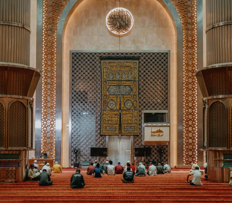 Review Istiqlal Mosque Jakarta: Kiệt tác kiến trúc xanh và biểu tượng hòa hợp tôn giáo 6