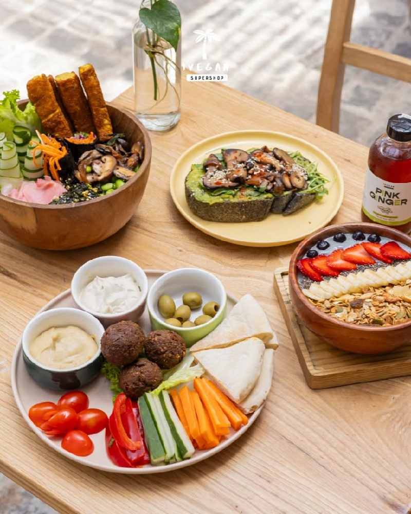 Review chuỗi quán chay iVegan Supershop healthy 9