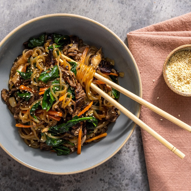 Japchae: Món miến trộn quốc dân trong ngày lễ Hàn Quốc 3