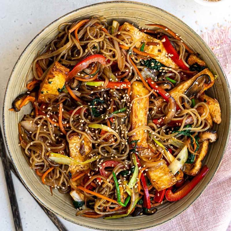 Japchae: Món miến trộn quốc dân trong ngày lễ Hàn Quốc 5
