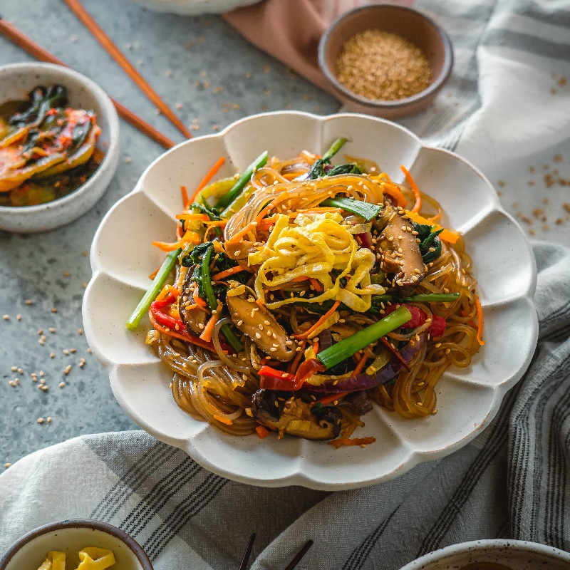 Japchae: Món miến trộn quốc dân trong ngày lễ Hàn Quốc 8