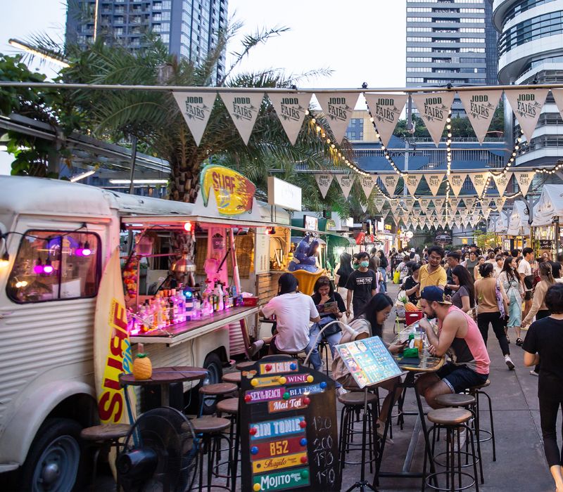 Cẩm nang khám phá chợ đêm Jodd Fairs Bangkok 12