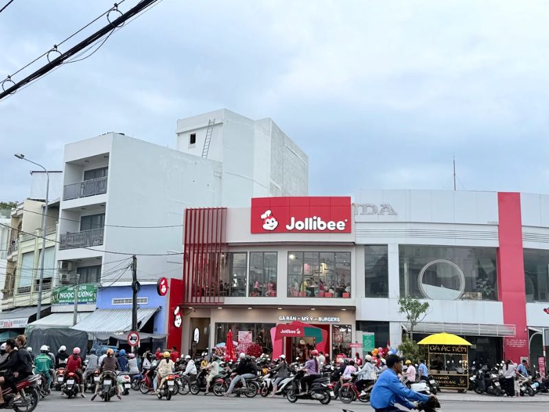 4 chi nhánh Jollibee Nha Trang: Giờ mở cửa, menu và giá 5