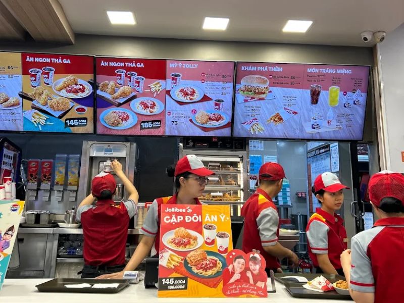 4 chi nhánh Jollibee Nha Trang: Giờ mở cửa, menu và giá 7