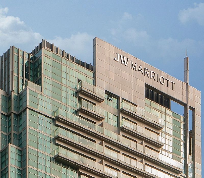 JW Marriott Hotel & Suites Saigon: Biểu tượng của đẳng cấp
