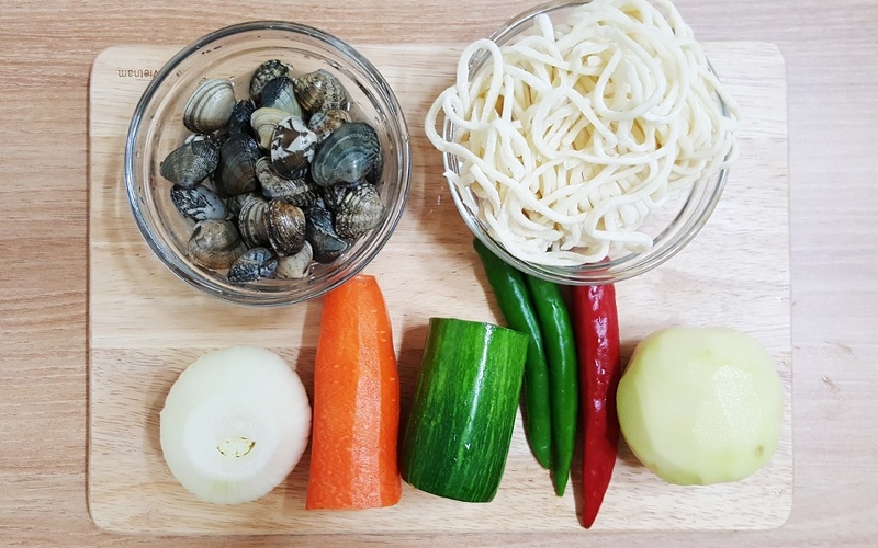 Khám phá Kalguksu: Món mì thủ công cắt bằng dao đặc sắc 7