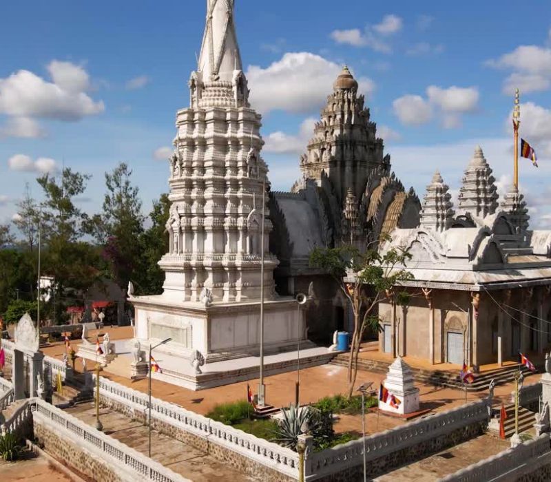 Kampong Cham, nét đẹp mộc mạc và bình yên của Campuchia 7