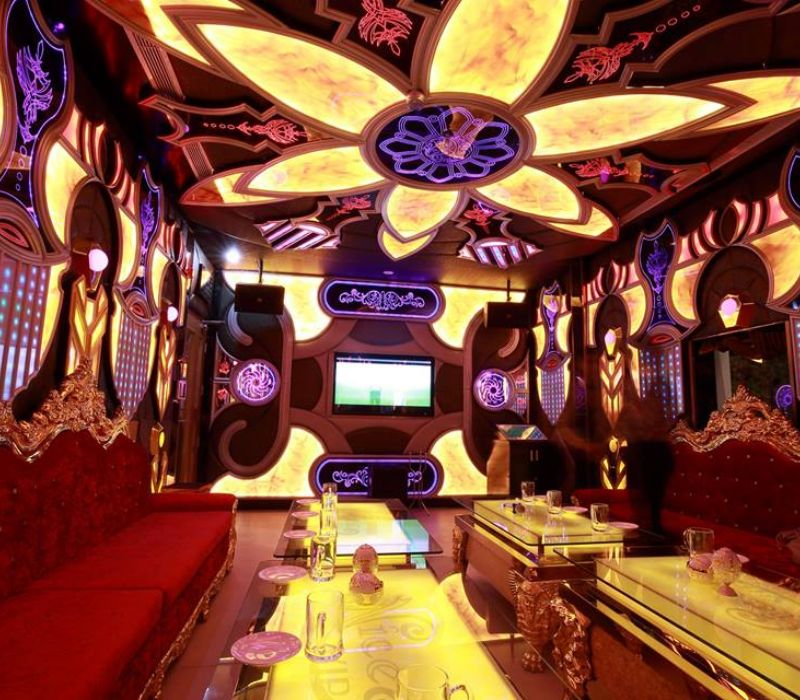 Oanh tạc top 7 quán karaoke Quận 3 cho bạn hát cực phiêu 3