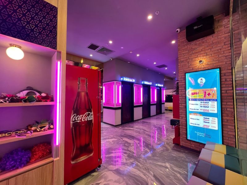 Review Karaoke Rainbow tại TP.HCM – Hát cực đã, giá cực mềm 7