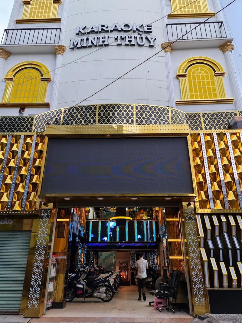 7 quán karaoke Tân Phú chất lượng, âm thanh hiện đại 11