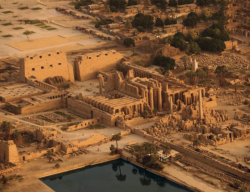 Đền Karnak: Công trình linh thiêng xây qua 30 đời vua 2