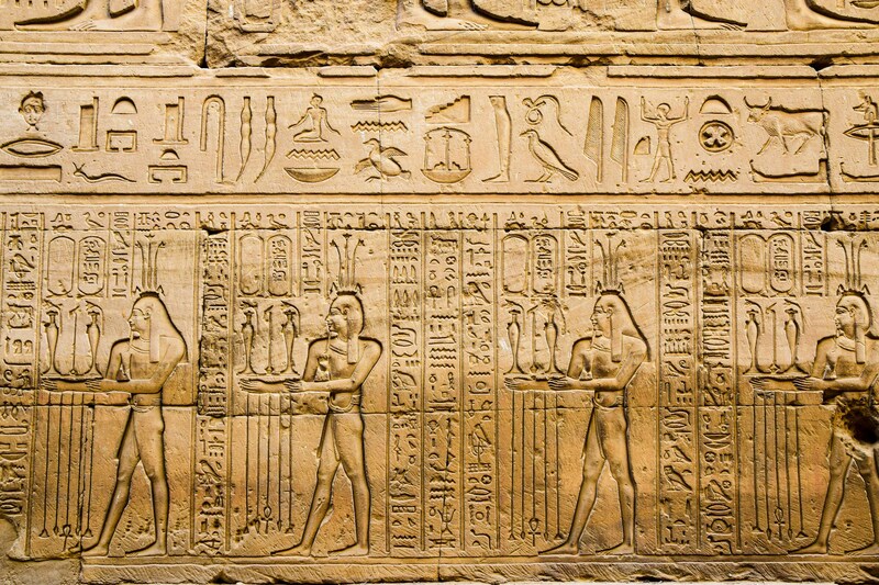 Đền Karnak: Công trình linh thiêng xây qua 30 đời vua 8