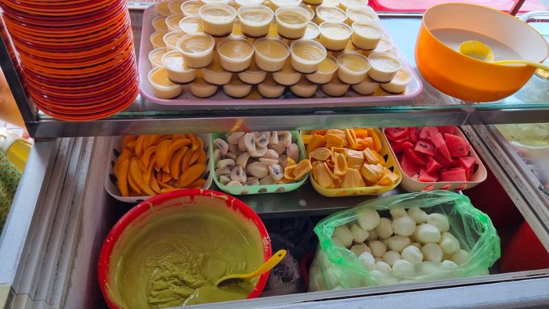 Thưởng thức kem bơ Thanh Thảo nổi tiếng nhất nhì tại Đà Lạt 4