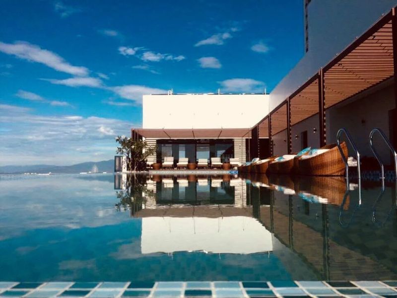 10 khách sạn 4 sao Đà Nẵng view biển đẹp, đáng nghỉ dưỡng nhất 3