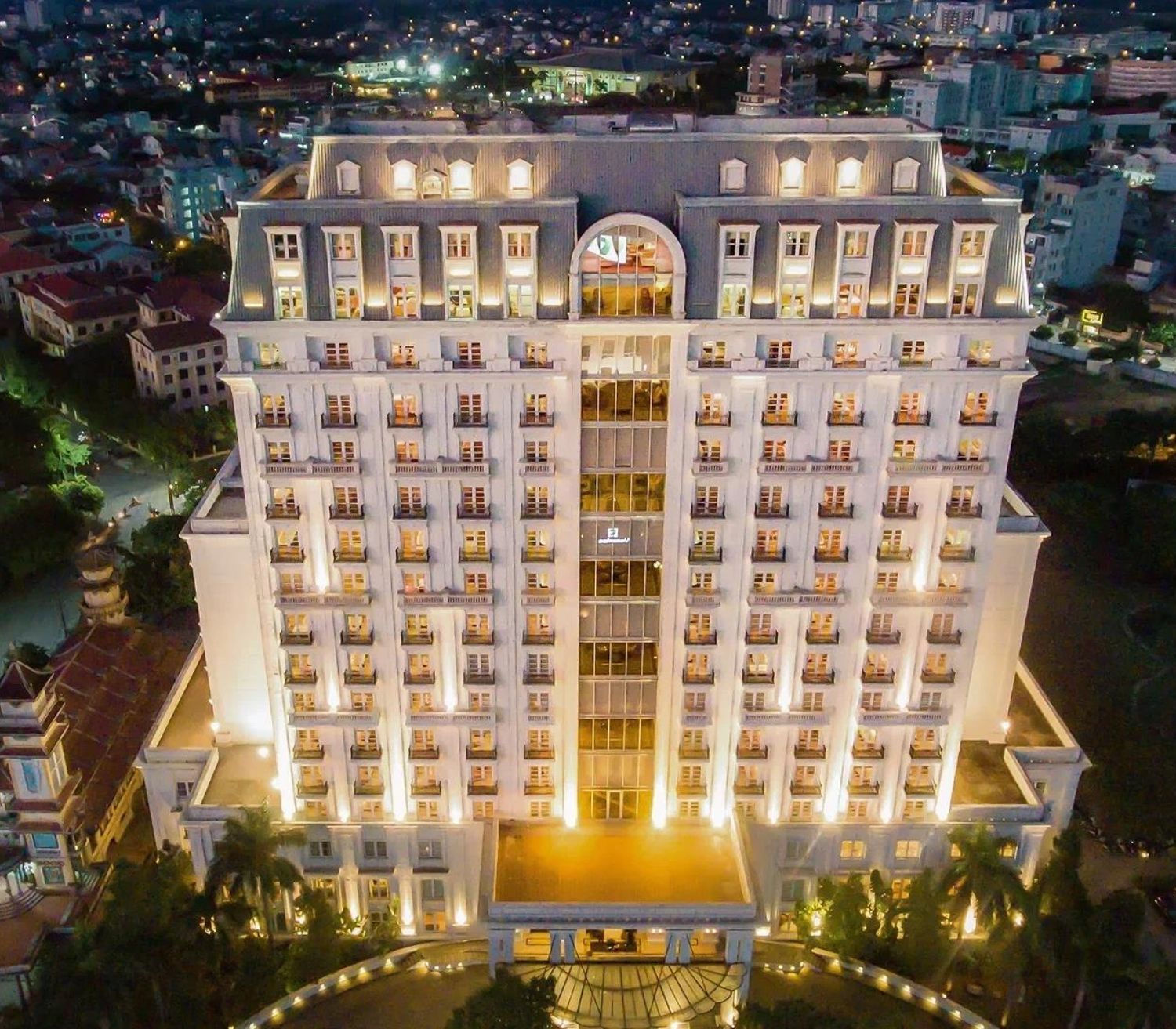 Top 10 khách sạn 4 sao Huế giá tốt cho bạn tham khảo 6
