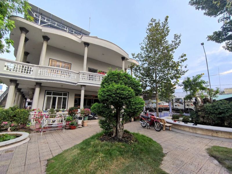 Top 10 khách sạn An Giang gần trung tâm, tiện di chuyển 2