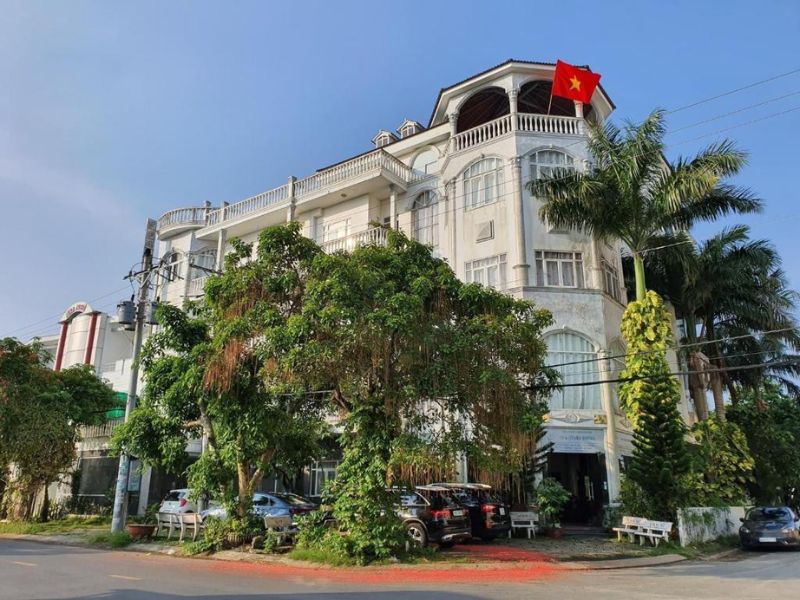 Top 10 khách sạn An Giang gần trung tâm, tiện di chuyển 10